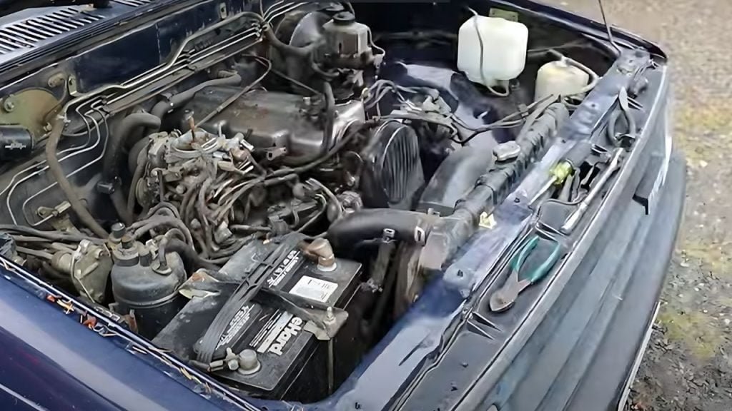 Mazda B2200 Engine Specification