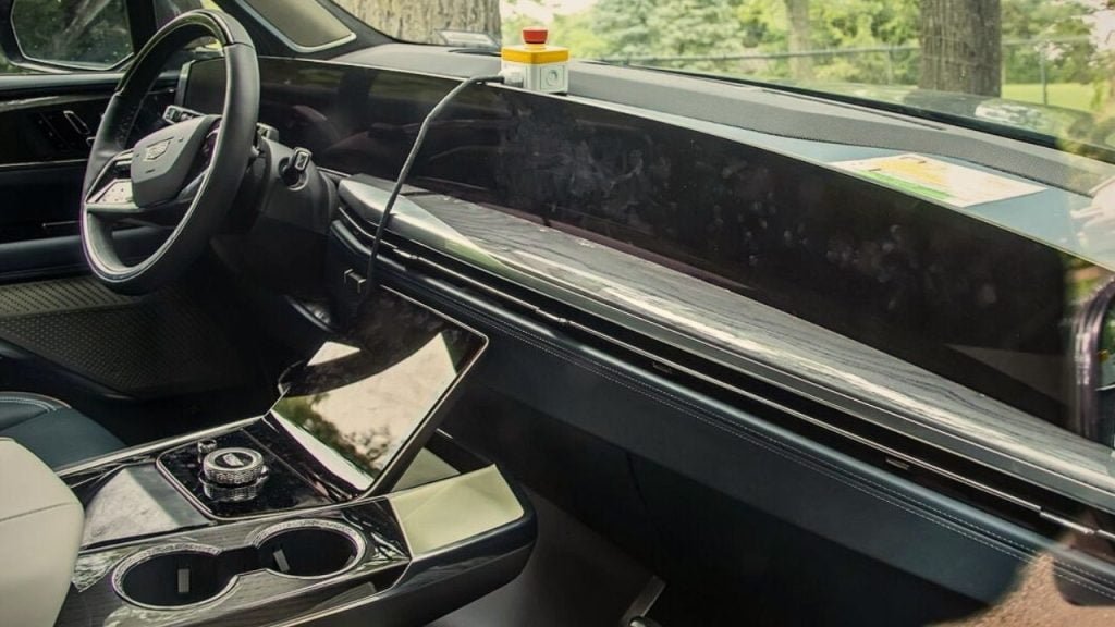 Spy Shots: 2025 Cadillac Escalade V Revealed with Jaw-Dropping Dashboard Screen
