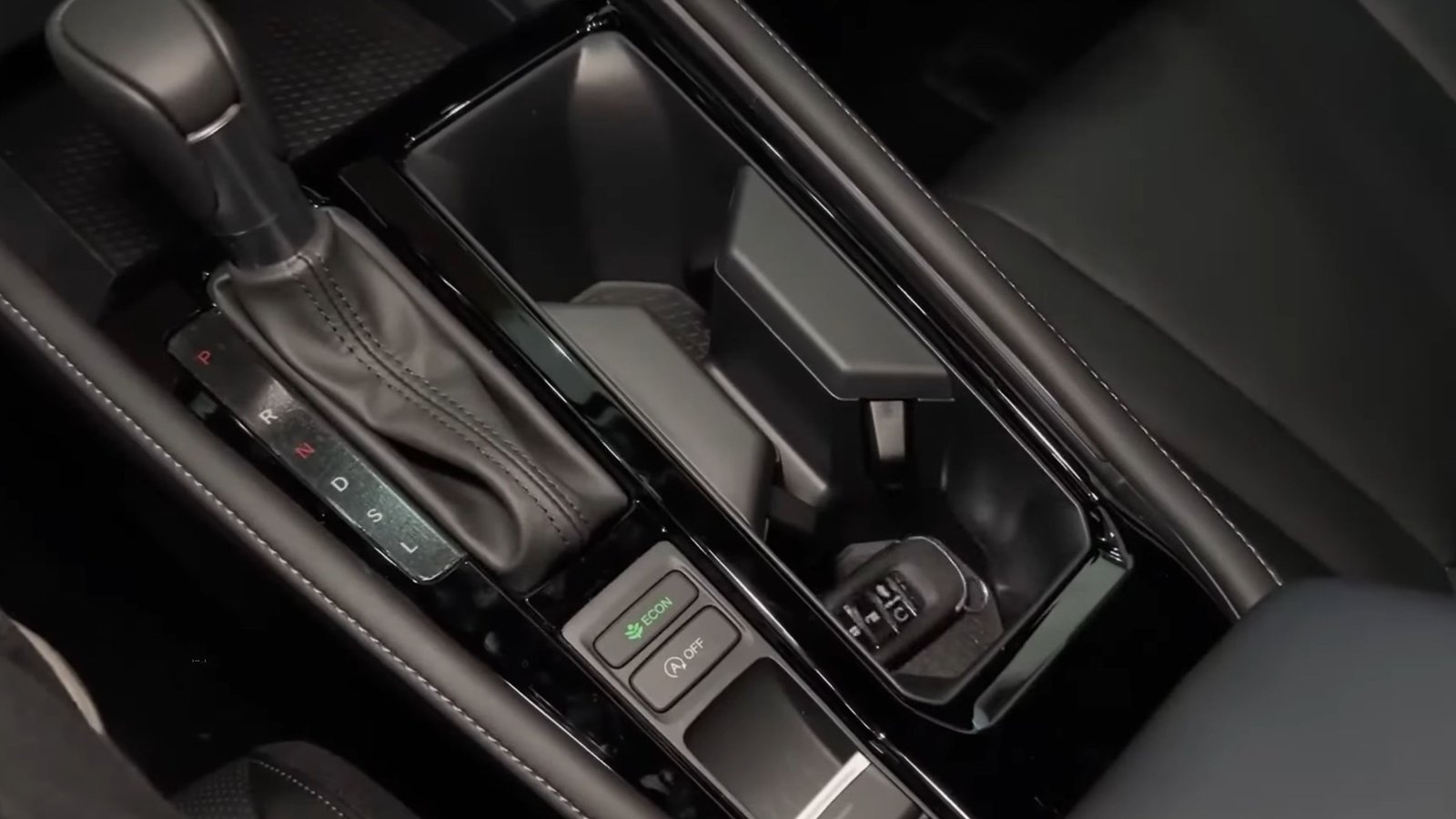 2025 Honda Accord Hybrid Interior