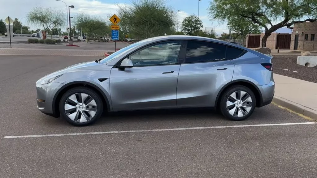 First Impression 2025 Quick Silver Tesla Model Y 