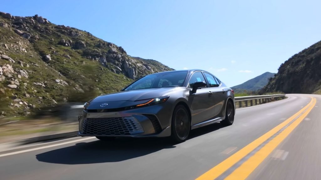 2025 Toyota Camry Performance