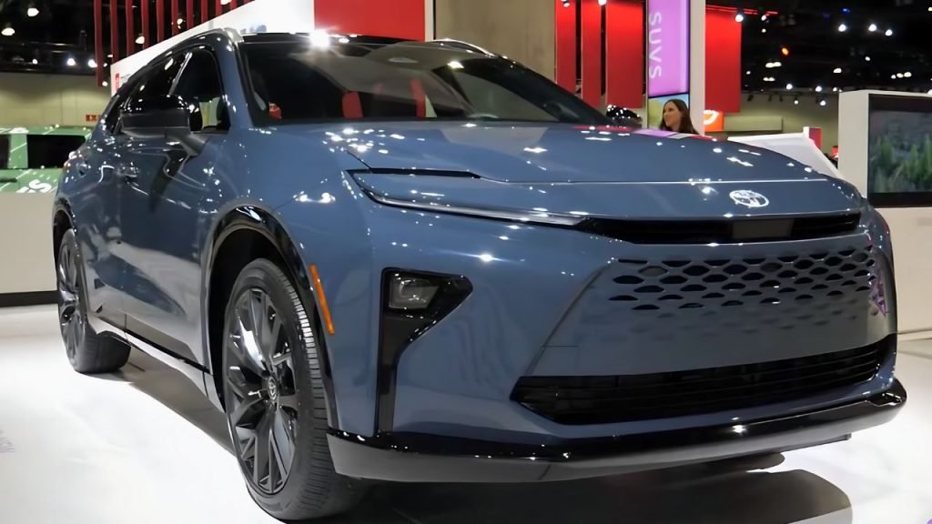 Top 10 Features of the 2025 Toyota Crown Signia