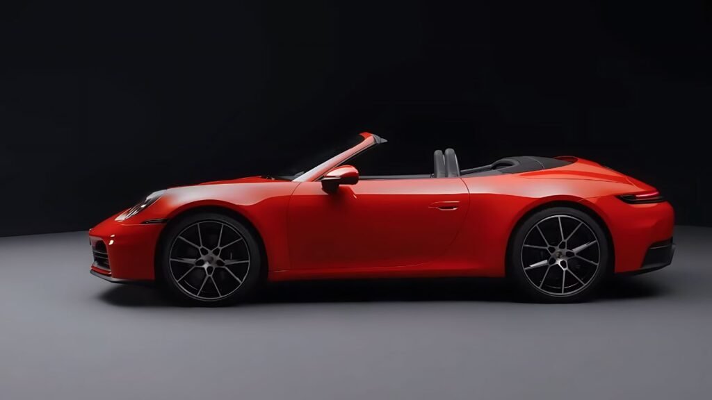 2025 Porsche 911 GTS Unveils T-Hybrid Power in the 992.2 Generation