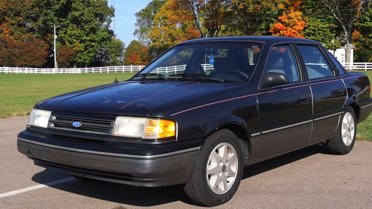 1988 Ford Tempo GLS Front Look