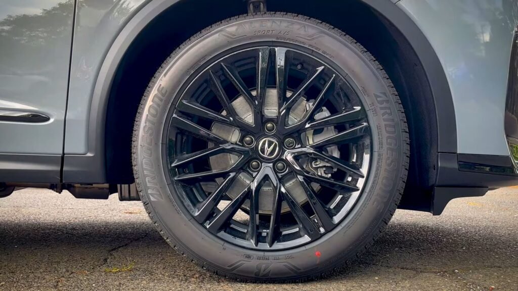 2025 Acura MDX A-Spec Advance Wheel and Tire Specifications