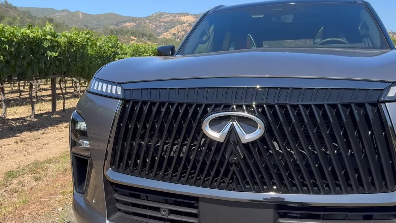 2025 Infiniti QX80 Exterior Design