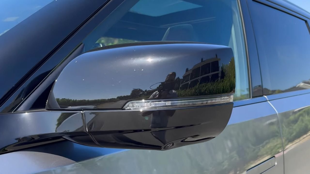 2025 Infiniti QX80 Wheel Designs and Other Exterior Features