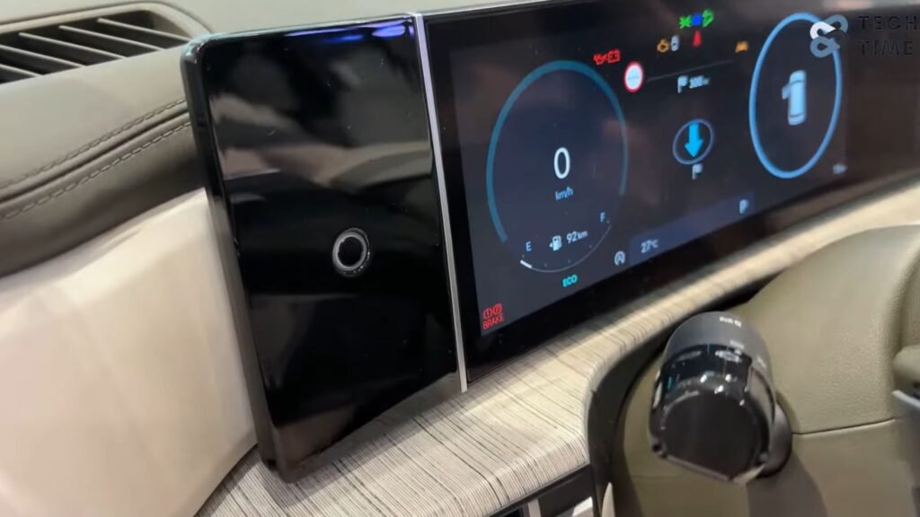 2025 Hyundai Santa Fe Interior and Infotainment