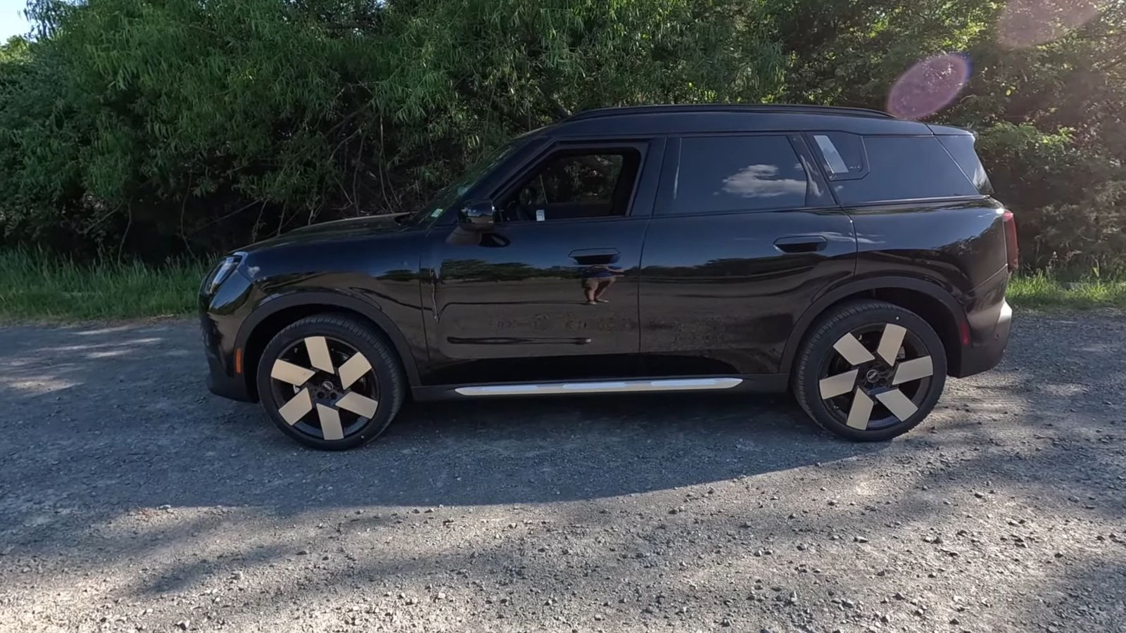 2025 MINI Countryman S Exterior and Performance