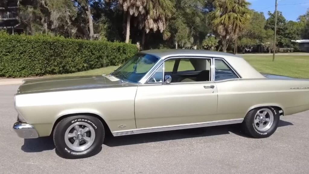 Ford Fairlane Thunderbolt