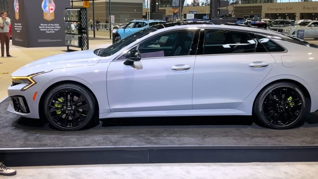 2025 Kia K5 GT Exterior