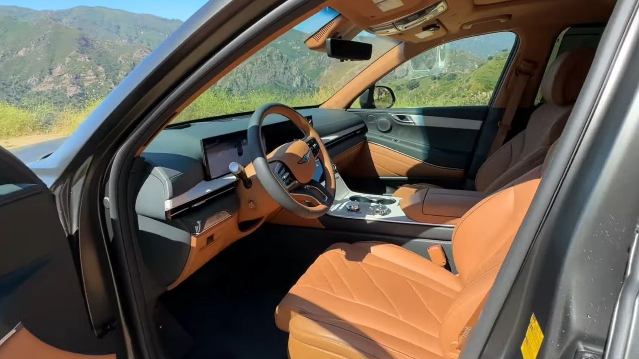 2025 Genesis GV80 - Interior Luxury Updates