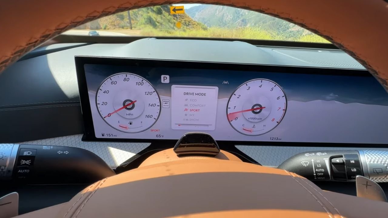 2025 Genesis GV80 - Interior Luxury Updates