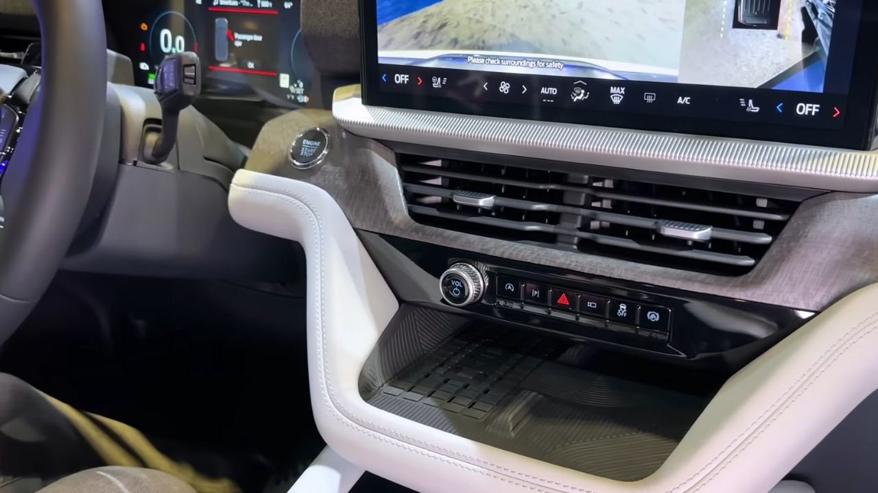 2025 Ford Explorer ST Interior Comfort and Technology
