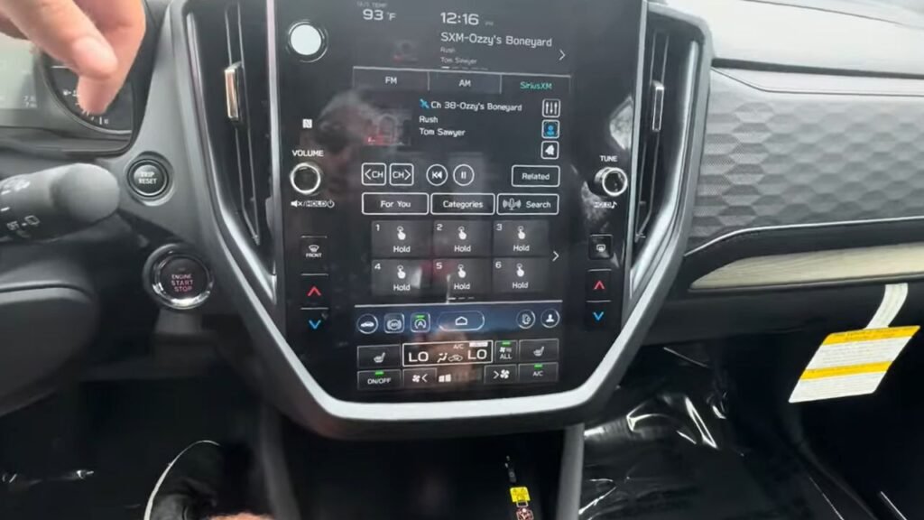 2025 Subaru Forester Interior Features