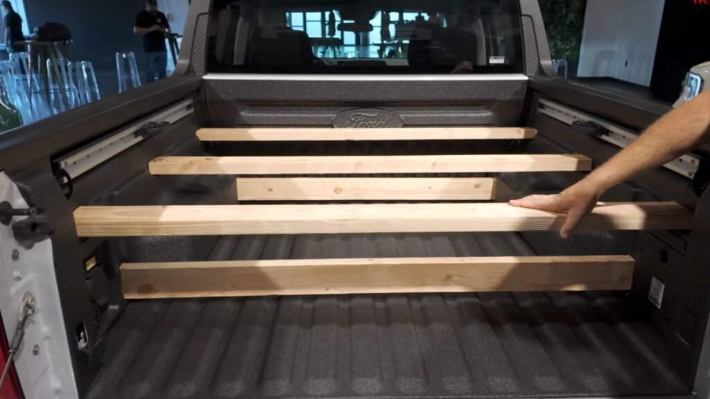 Tailgate and Cargo Bed