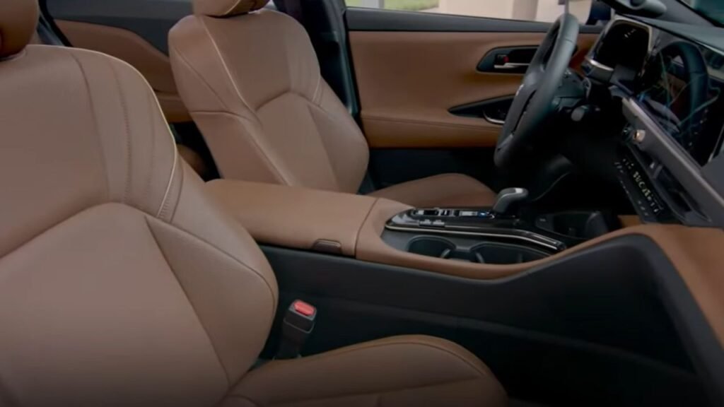 2025 Toyota Crown Signia or 2024 Lexus RX Interior Features