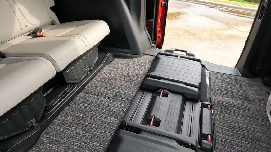 Removing the Outboard Seats