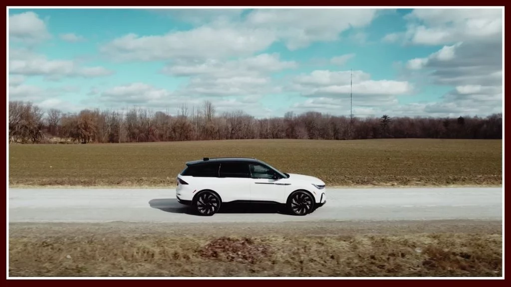 2024 Lincoln Nautilus Hybrid
