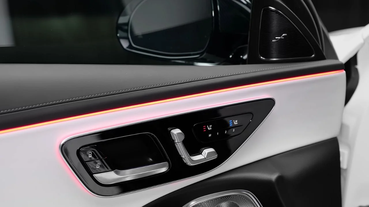 2025 Mercedes-AMG E53 Door Image