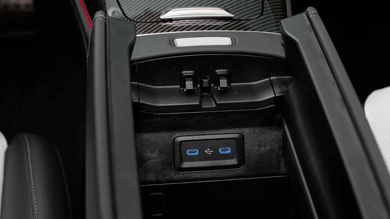 2025 Mercedes-AMG E53 Charging Image