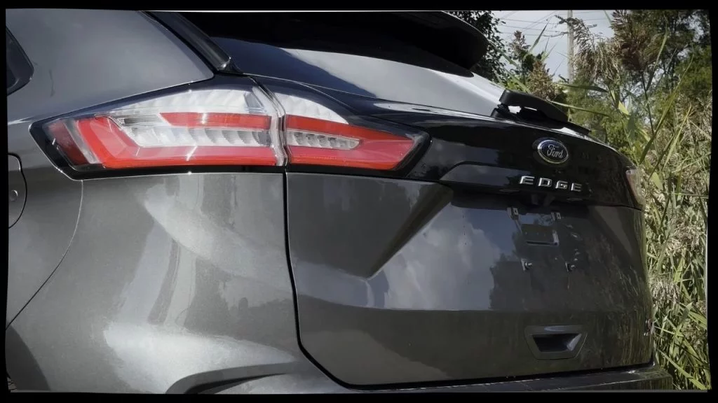 Ford edge vs nissan rogue specs