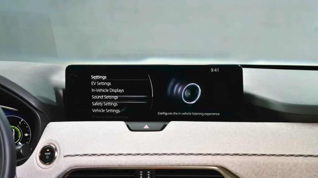 2025 Mazda CX-80 Tech Features 