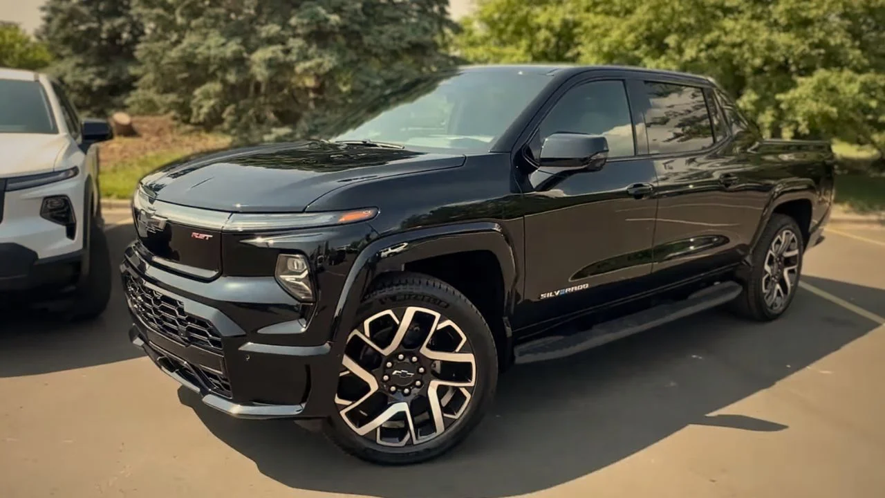 2024 Chevrolet Silverado EV RST: Lower Price, Longer Range