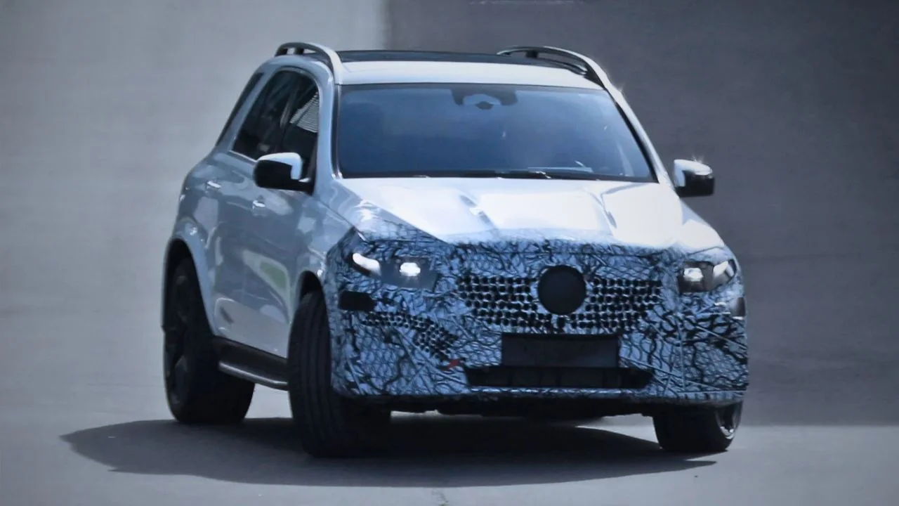 Spy Shots Hint at Second Facelift for 2027 Mercedes-Benz GLE-Class