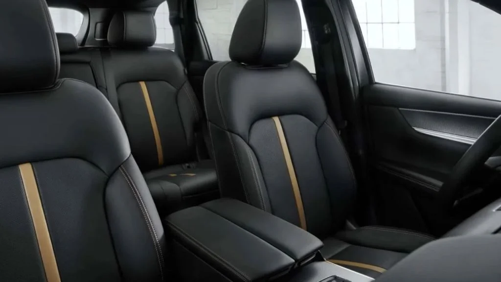 2025 Mazda CX-70 Cabin