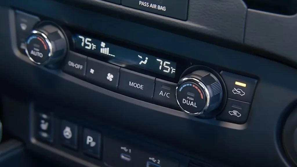 2025 Nissan Frontier Interior