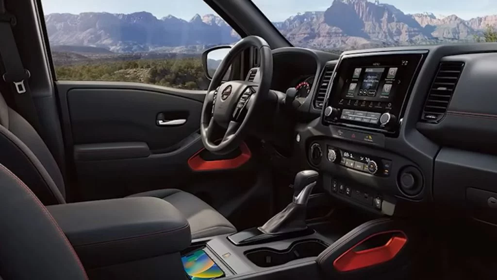 2025 Nissan Frontier Interior