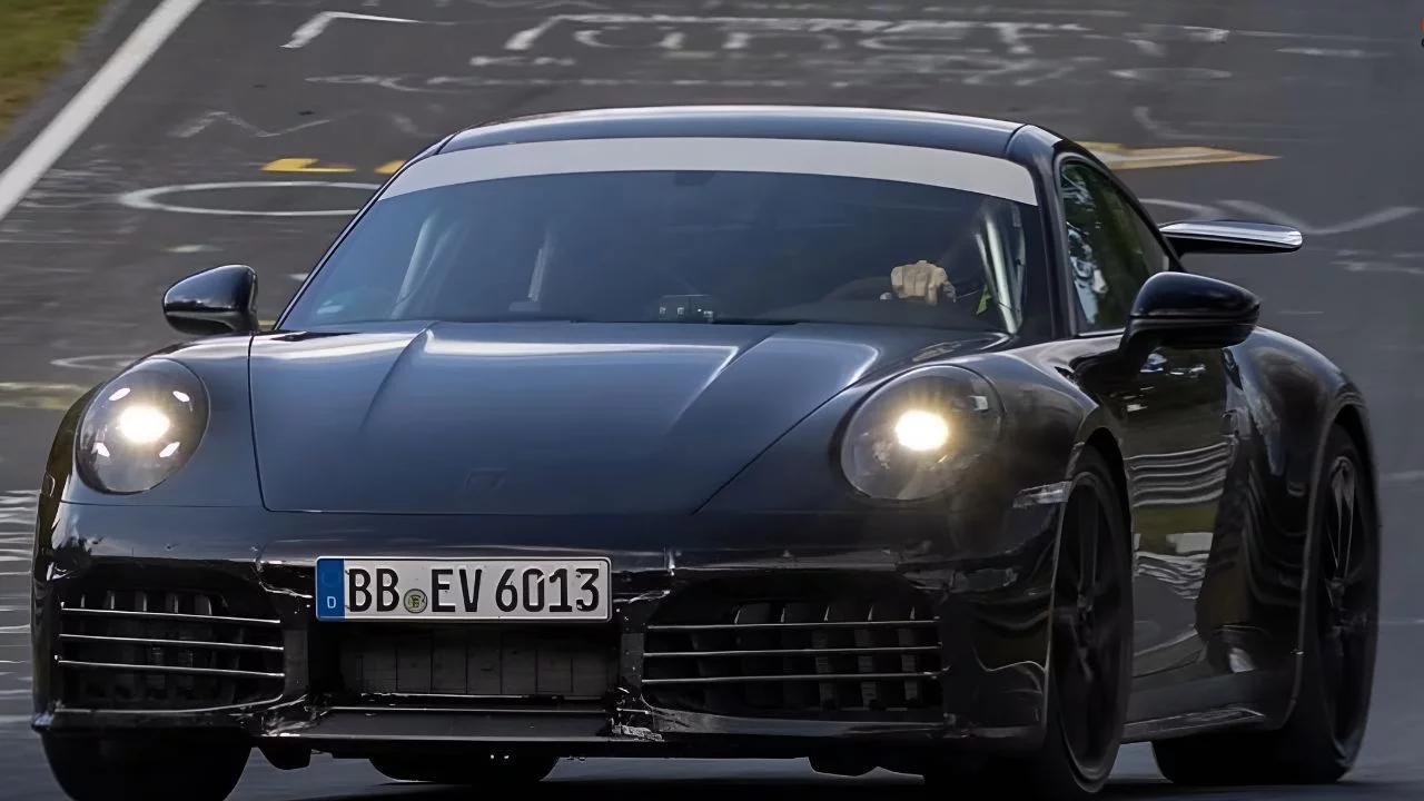2025 Porsche 911 Hybrid