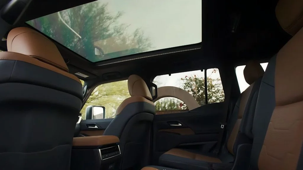 Top 5 Reasons to Wait for the 2025 Lexus GX