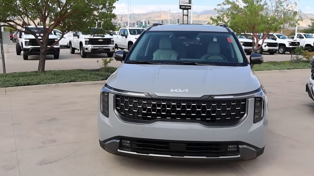 2025 KIA Carnival SX-Prestige Review