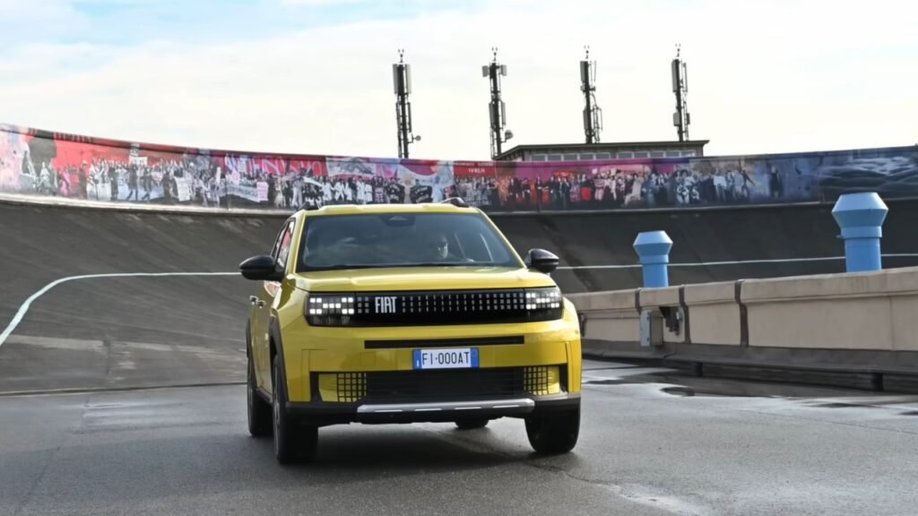2025 FIAT Grande Panda Mild Hybrid Electric