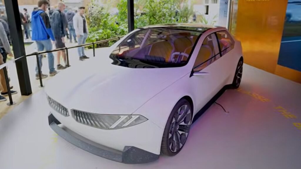 Goodwood Spotlight: BMW's Vision Neue Klasse Redefines the Future